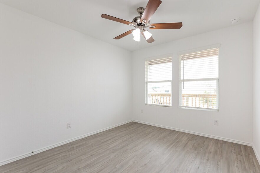 Building Photo - 14023 Southton Basin