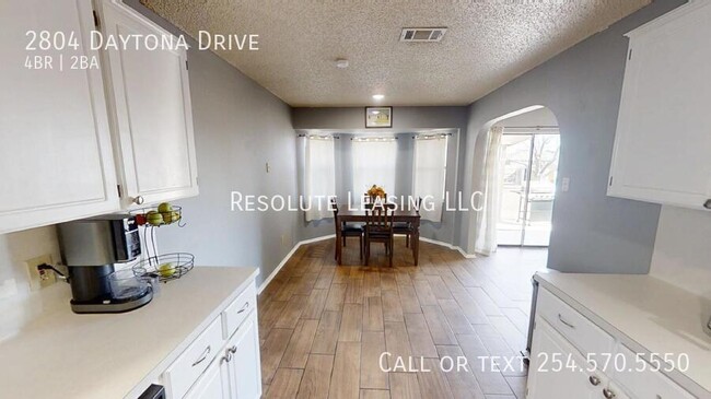 Building Photo - Embrace Spacious Living in Killeen!