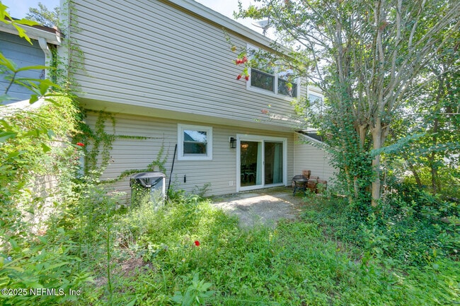 Building Photo - 7714 Greenwich Ct W