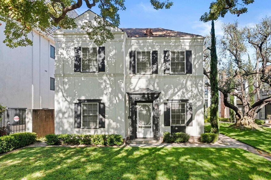 Building Photo - 426 N Maple Dr