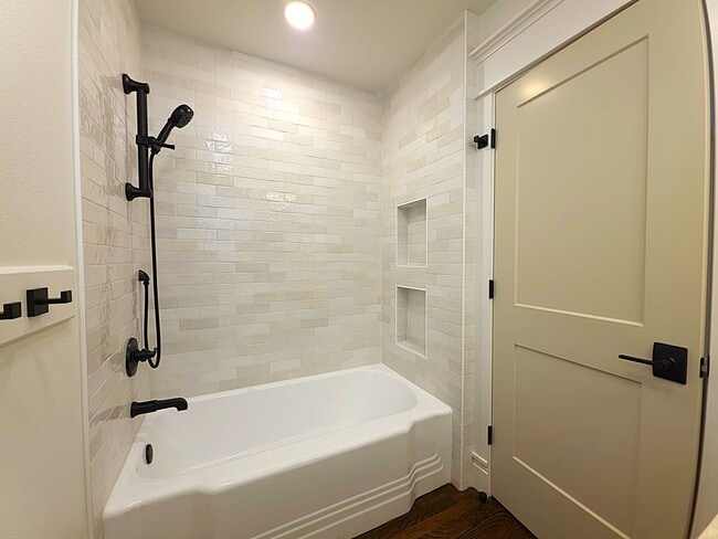 Building Photo - Lease this fully remodeled sanctuary – where modern luxury meets timeless East Texas charm!