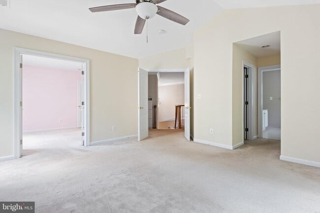 Building Photo - 2202 Sarah Woods Ct