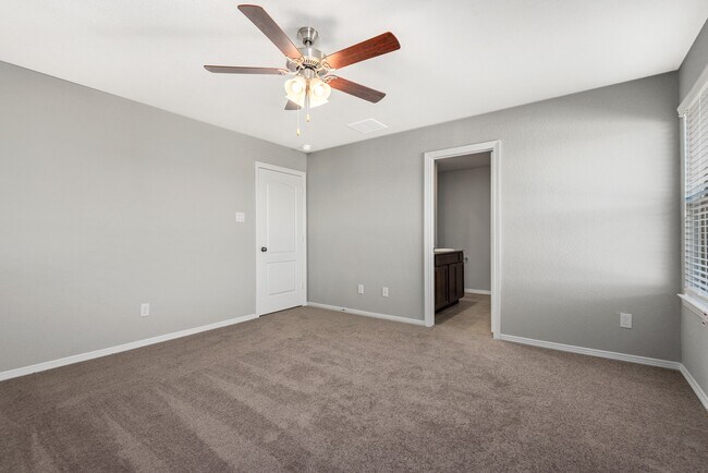Building Photo - 25834 Northpark Pine Dr