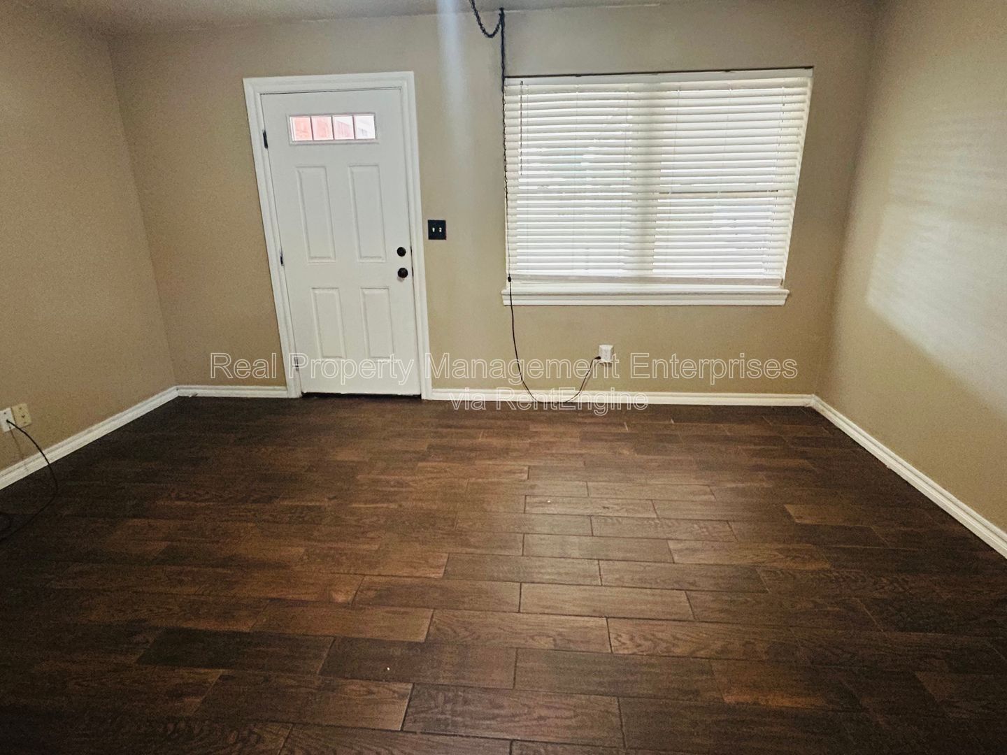 Building Photo - 701 NW 2nd St