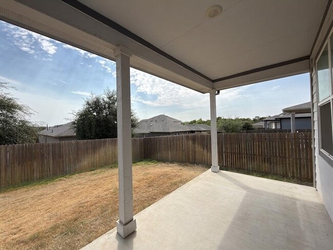 Building Photo - 3001 Egan Dr