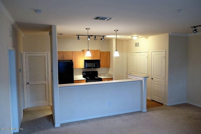 Building Photo - 8290 FL-211