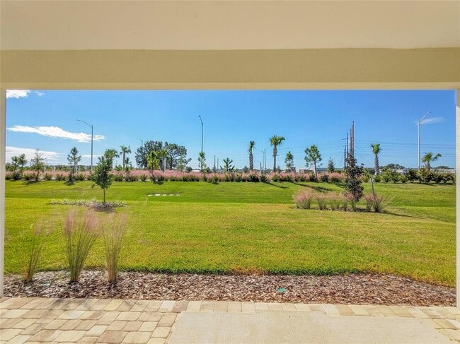 Building Photo - 8125 Sternway Rd