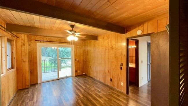 Building Photo - AUBURN LAKE TRAILS