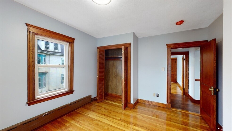 Building Photo - 21 3rd St