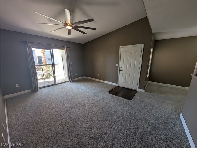Building Photo - 8000 W Badura Ave