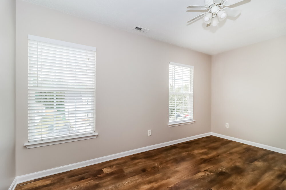 Building Photo - 2203 Pimpernel Rd