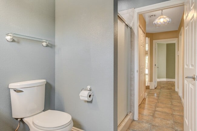 Building Photo - Gorgeous 4 Bedroom, 2 Story Home with a Beautiful Pool in the Lakes!