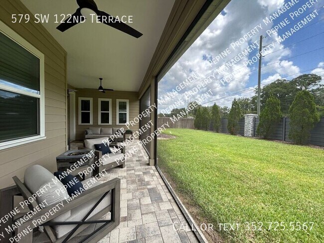 Building Photo - 579 SW 122nd Terrace