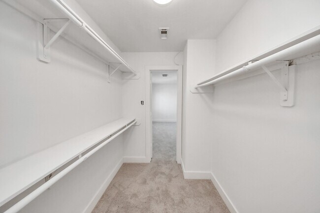 Building Photo - 20623 Patriot Park Ln