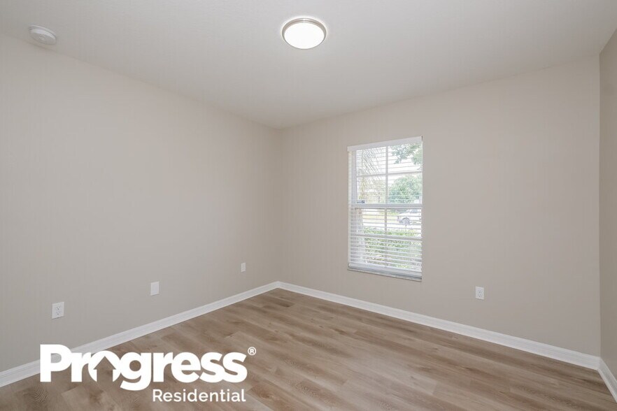 Building Photo - 8139 Alamosa Wood Ave