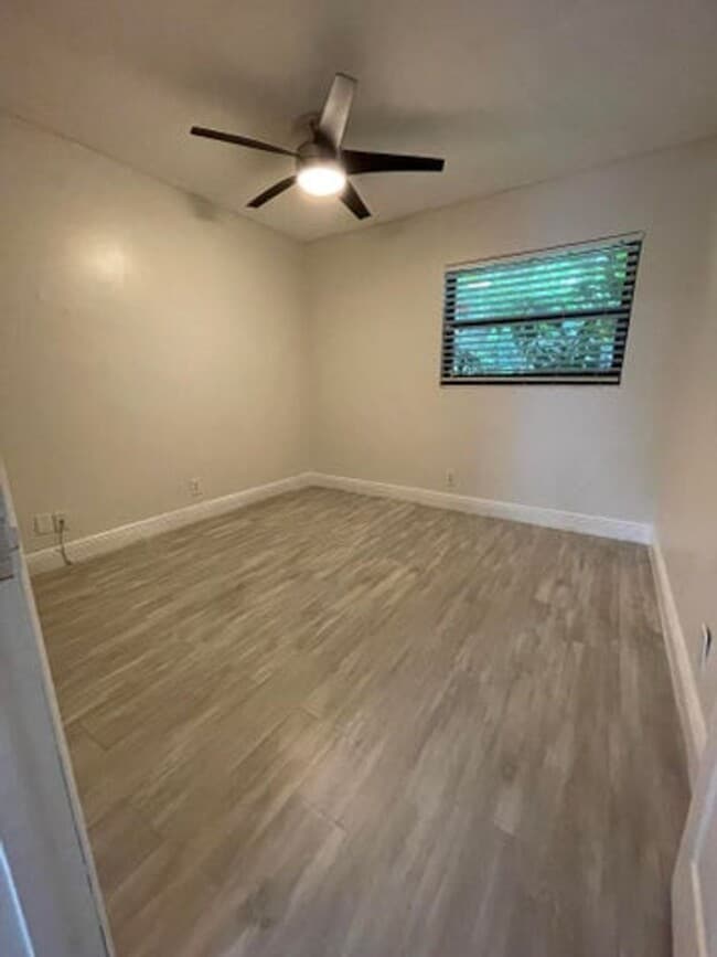 Building Photo - 3011 NW 48th Ave