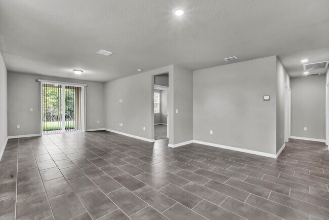 Building Photo - Available on July 10th! Modern Energy-Efficient Home in Gated Cagan Crossing