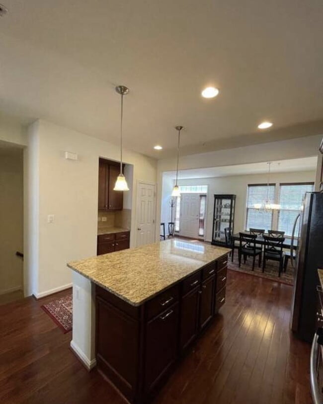 Building Photo - 3BD/3BA:  COMING SOON:   Fabulous Owings Mills Townhome