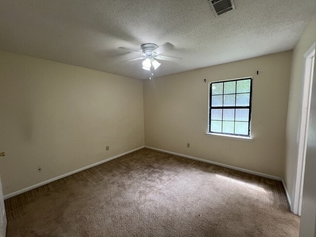 Building Photo - Home for Rent