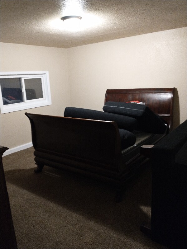 Building Photo - 2917 Cheyenne Ave