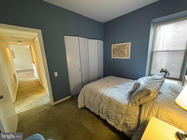 Building Photo - 746 E Passyunk Ave