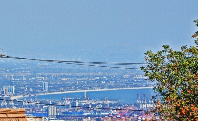 Building Photo - 67 Eastfield Dr