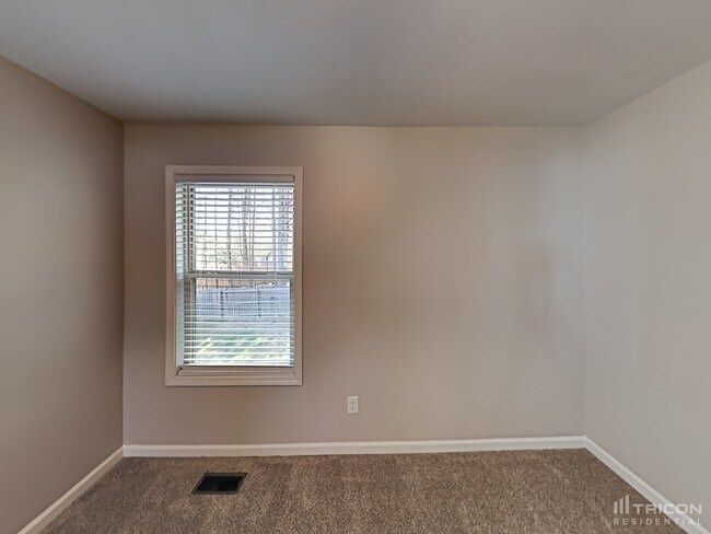Building Photo - 74 Walnut Creek Ct