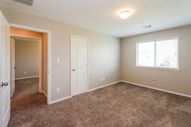 Building Photo - 5906 Watford Bend