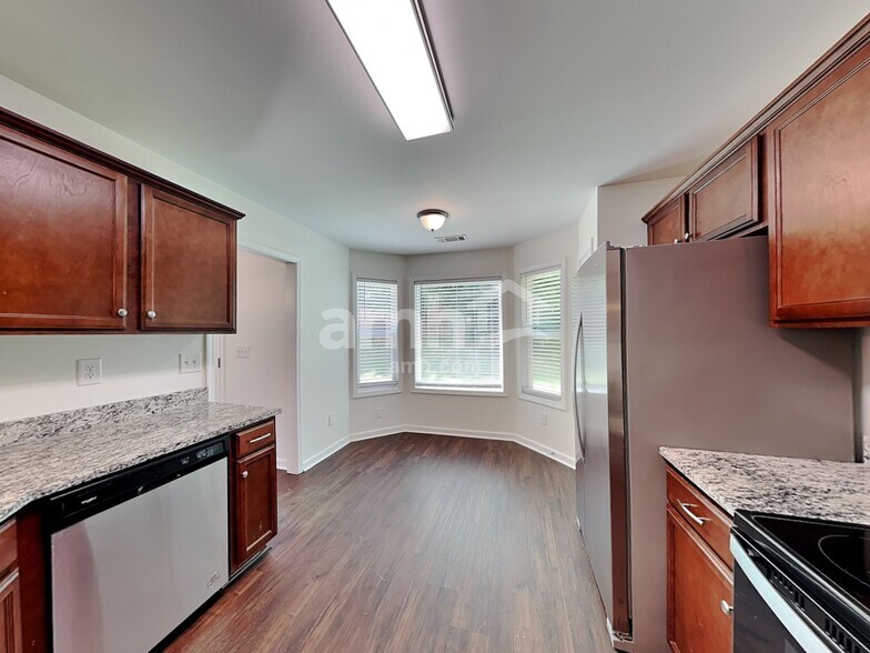 Building Photo - 104 Flagler Way
