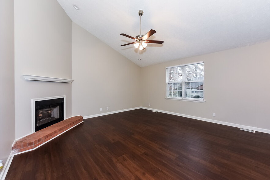 Building Photo - 178 Bradford Cir