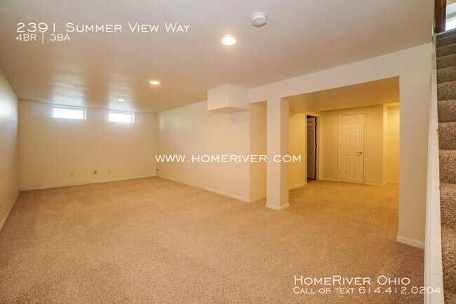 Building Photo - 2391 Summer View Way