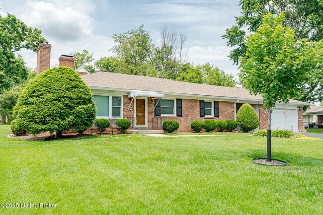 Building Photo - 4305 Darbrook Rd