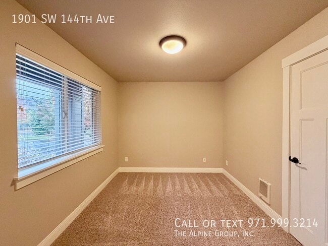 Building Photo - 1901 SW 144th Ave