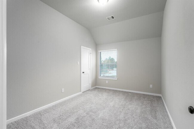 Building Photo - 529 Longleaf Pine Dr