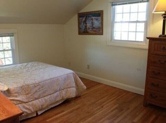 Building Photo - 170 Royan Street, Manchester, NH 03103