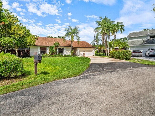 Building Photo - 15531 SW 54th Terrace