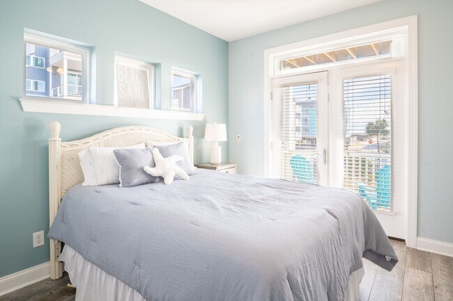 Building Photo - PLAN AND SECURE YOUR WINTER GETAWAY NOW, W...