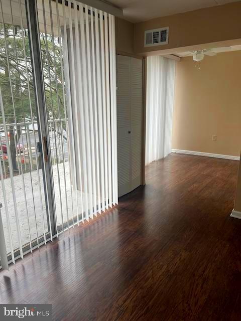 Building Photo - 401 Cooper Landing Rd