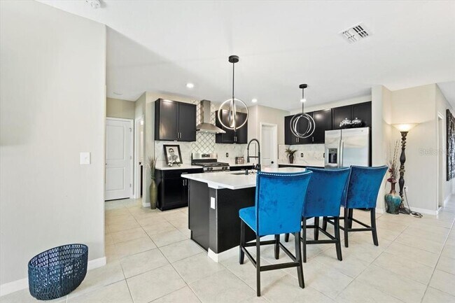 Building Photo - 5517 Appleton Shore Dr