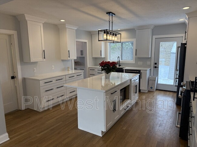 Building Photo - 1317 Morgan St NW