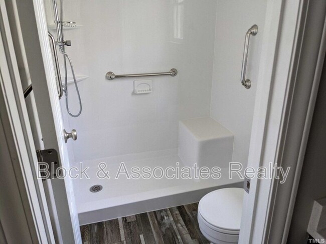 Building Photo - 143 Brannigan Pl