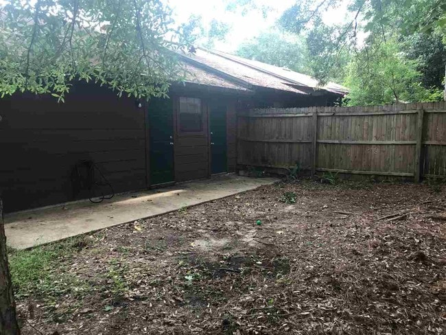 Building Photo - 2360 Hartsfield Way