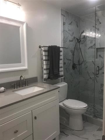 Building Photo - 2128 Aspenwood Dr N