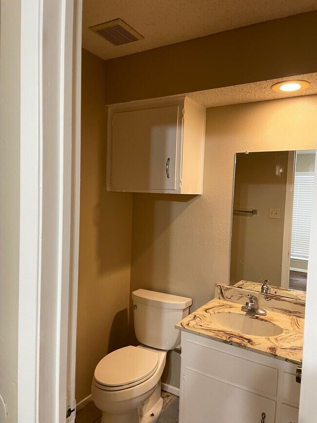 Building Photo - 7409 Waco Ave