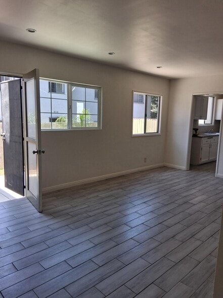 Building Photo - 641 Hardin Dr