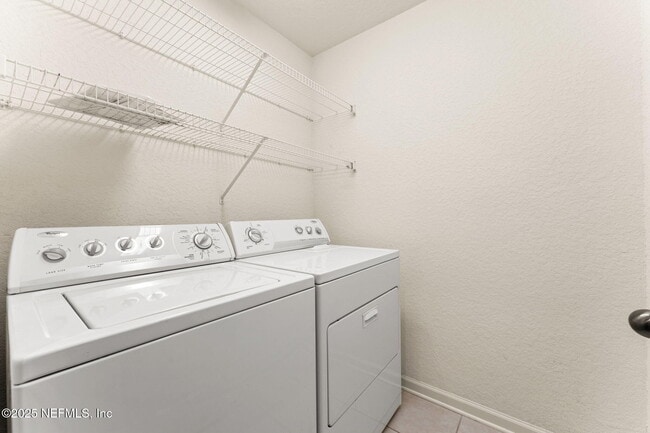 Building Photo - 8550 Argyle Business Loop