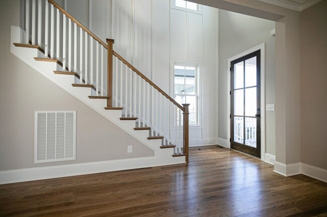 Building Photo - 3013 Long Br Cir