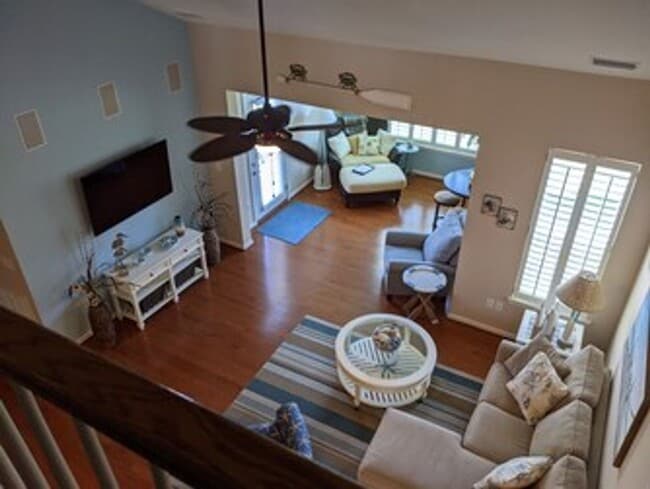 Building Photo - 37024 Fairway Dr