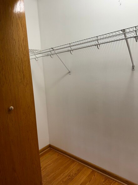 Building Photo - 9907 W 58th St