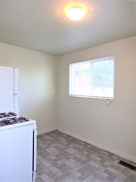 Building Photo - 1125 Dallas St